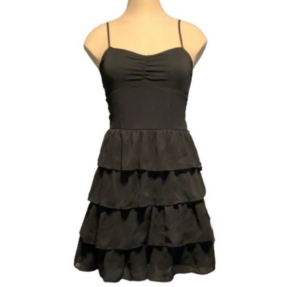 Aeropostale Dresses & Skirts - Aeropostale Spaghetti Strap Little Black Dress Layered Skirt and Cinched Top